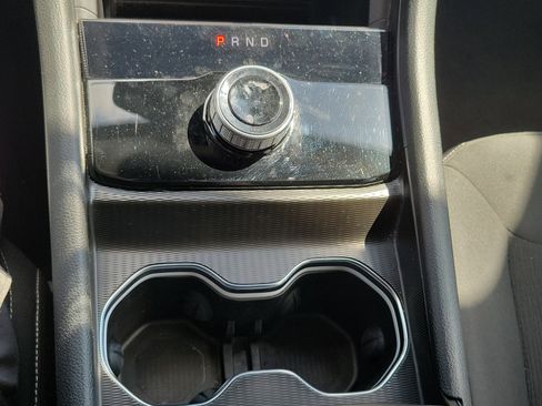 Used 2024 Jeep Grand Cherokee L Laredo image 21