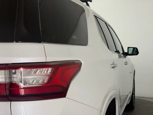 Used 2018 Chevrolet Traverse Premier AWD/4WD image 73