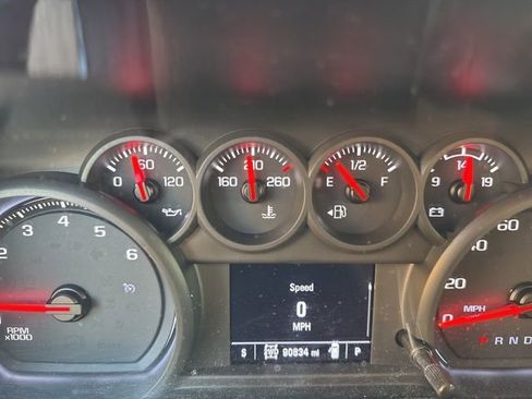 Used 2020 Chevrolet Silverado 1500 Custom Trail Boss w/ Custom Convenience Package image 31