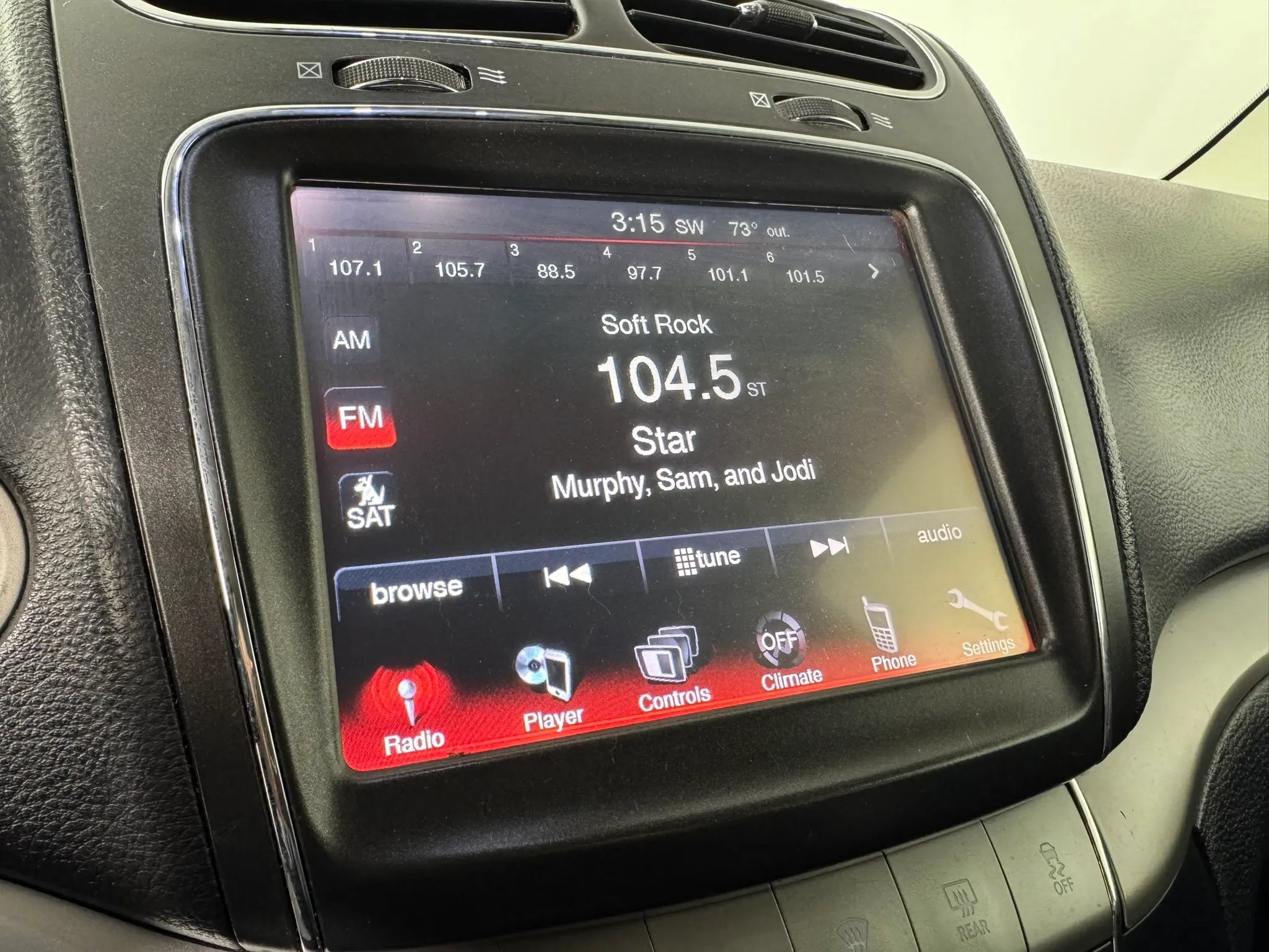 Used 2017 Dodge Journey Crossroad AWD/4WD image 18