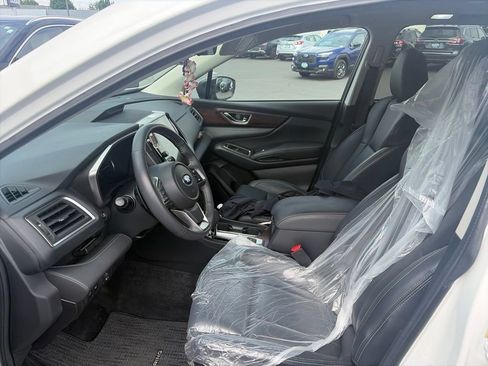 Used 2024 Subaru Ascent Touring AWD/4WD image 8