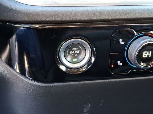 Used 2023 Chevrolet Silverado 1500 LT image 24