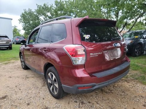 Used 2017 Subaru Forester 2.5i Limited AWD/4WD image 4