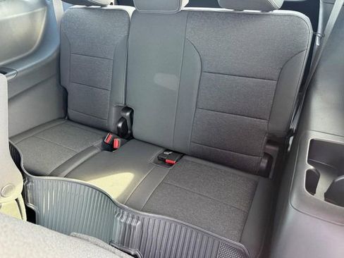New 2026 Chevrolet Traverse LT w/ LPO, Floor Liner Package image 5