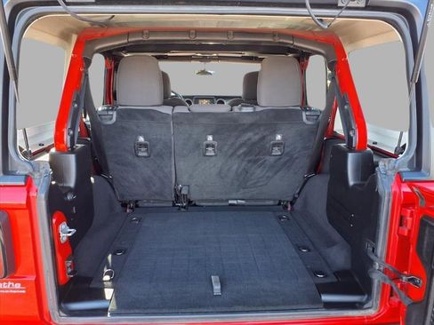 Used 2019 Jeep Wrangler Unlimited Sport S image 24