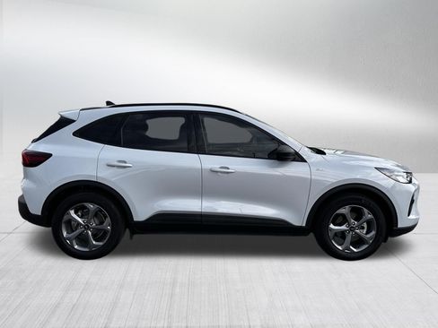 Certified 2025 Ford Escape ST-Line w/ Tech Pack #1 FWD image 8