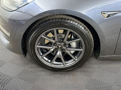 Used 2018 Tesla Model 3 Long Range image 34