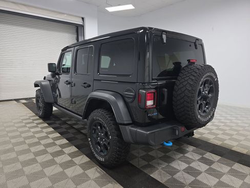 Used 2023 Jeep Wrangler Unlimited w/ Sun & Screen Package AWD/4WD image 6