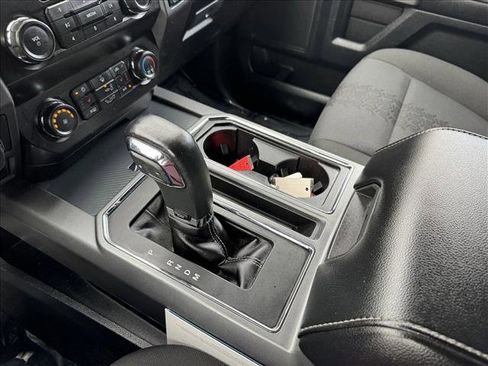 Used 2020 Ford F150 XLT w/ Equipment Group 302A Luxury AWD/4WD image 16