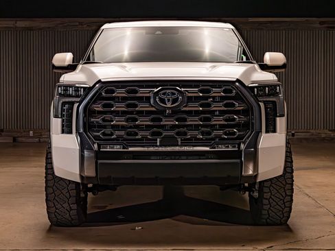 Used 2024 Toyota Tundra Platinum image 2