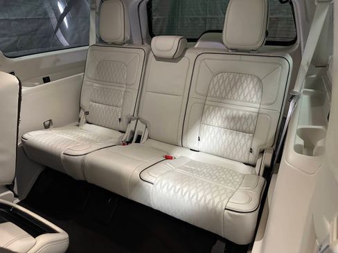 Used 2020 Lincoln Navigator L Black Label w/ Cargo Convenience Package AWD/4WD image 14