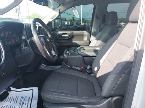 Used 2021 Chevrolet Silverado 2500 LT w/ Convenience Package AWD/4WD image 12