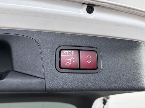 Certified 2022 Mercedes-Benz GLC 300 4MATIC image 15