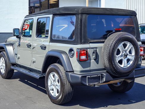 Used 2021 Jeep Wrangler Unlimited Sport AWD/4WD image 20
