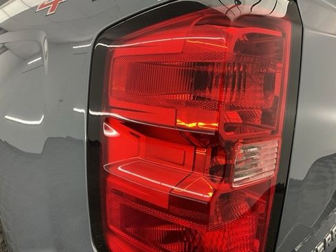 Used 2016 Chevrolet Silverado 1500 LT image 18