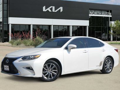 Used 2016 Lexus ES 300h w/ Premium Package w/Wood Trim