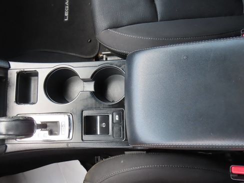 Used 2017 Subaru Legacy 2.5i Premium w/ Popular Package #1 AWD/4WD image 50
