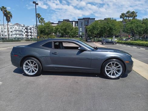 Used 2011 Chevrolet Camaro LT w/ RS Package RWD image 4