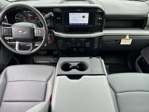 New 2026 Ford F550 4x4 Crew Cab Super Duty image 9