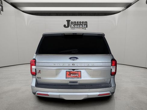 Used 2024 Ford Expedition Max XLT AWD/4WD image 2