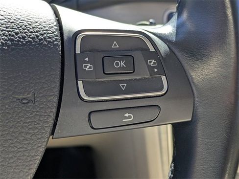 Used 2015 Volkswagen Passat 1.8T SE image 28