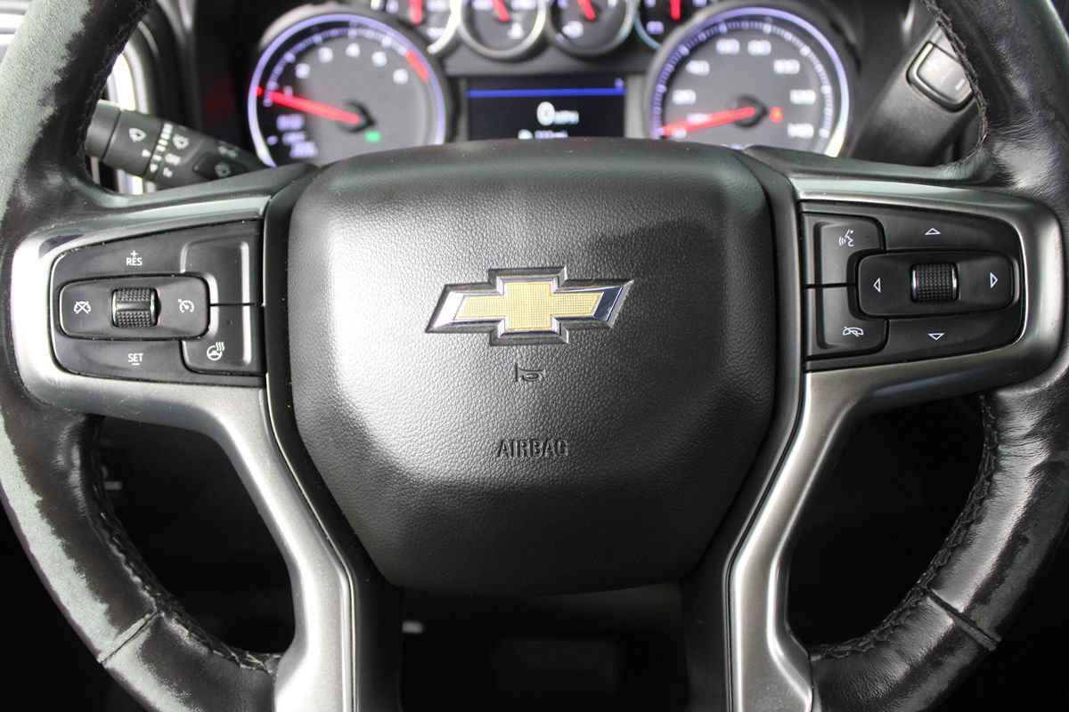 Used 2022 Chevrolet Silverado 1500 LT w/ LPO, Dark Essentials Package RWD image 13