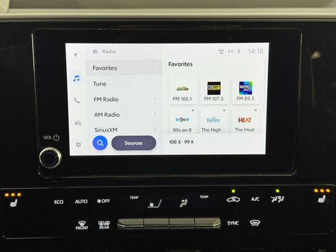 Used 2024 Subaru Solterra Premium image 24