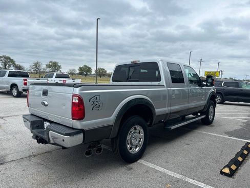 Used 2015 Ford F250 Lariat w/ Chrome Package image 2