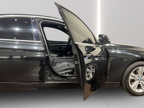 Used 2018 BMW 330i xDrive Sedan image 17