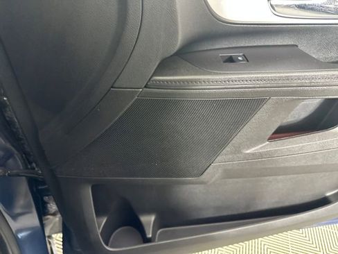 Used 2017 Chevrolet Equinox LT w/ Convenience Package image 29