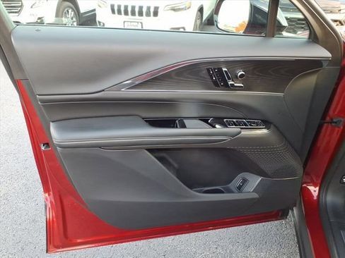 Certified 2024 Cadillac Lyriq Luxury image 25