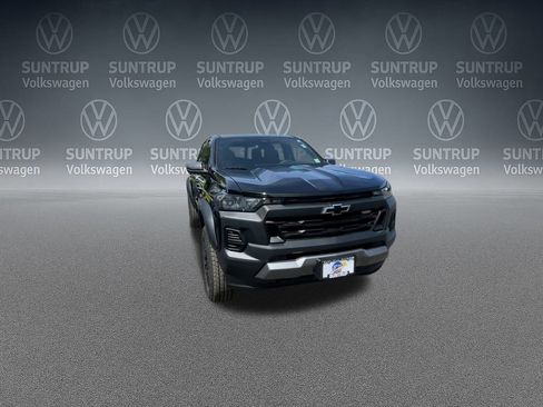 Used 2025 Chevrolet Colorado Trail Boss image 25