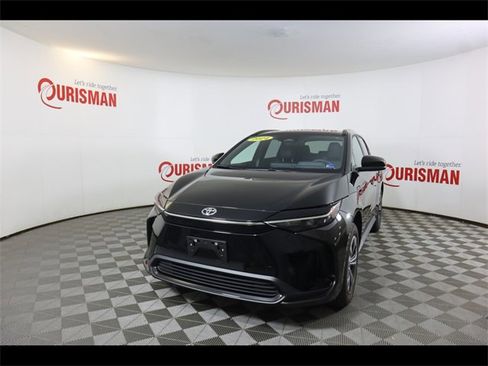 Used 2024 Toyota bZ4X XLE image 2