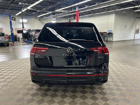 Used 2023 Volkswagen Tiguan SE R-Line AWD/4WD image 10