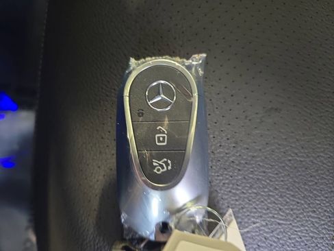 New 2026 Mercedes-Benz C 300 Sedan image 36