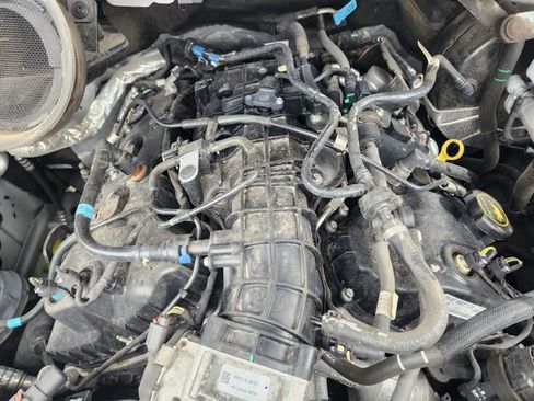 Used 2023 Ford Transit 350 XLT image 34