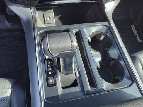 Used 2024 Ford F150 Lariat image 40