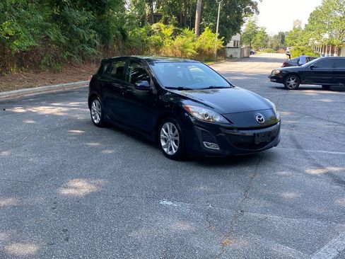 Used 2011 MAZDA MAZDA3 s Sport FWD image 3