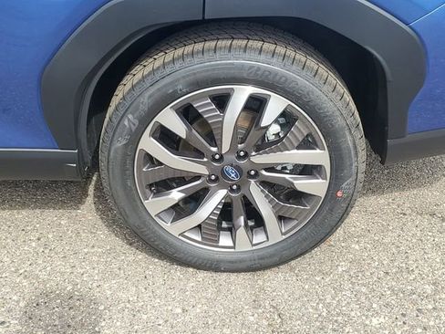 New 2026 Subaru Forester Touring AWD/4WD image 5
