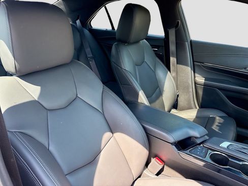 Used 2025 Cadillac CT4 Luxury w/ Sun And Sound Package RWD image 30