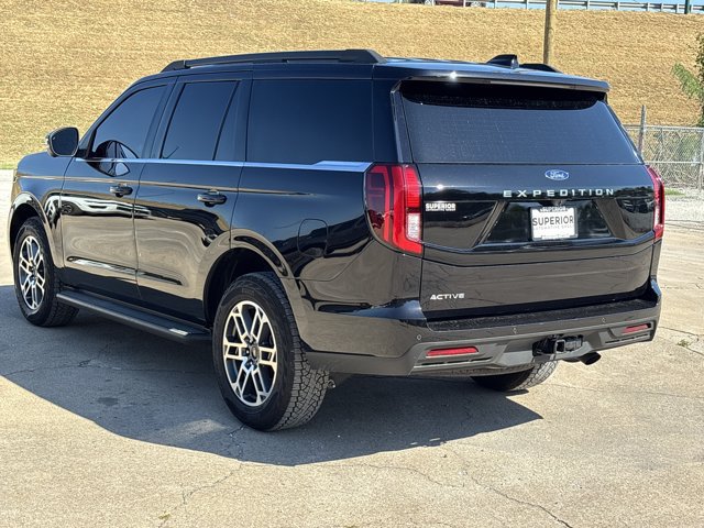 Used 2026 Ford Expedition Active AWD/4WD image 11
