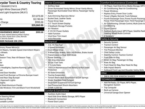 Used 2016 Chrysler Town & Country Touring w/ Driver Convenience Group image 1