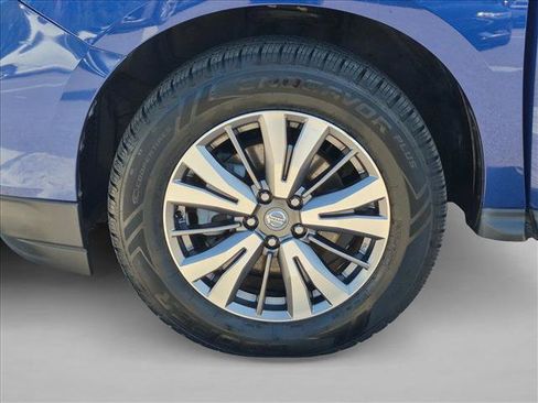Used 2020 Nissan Pathfinder SL FWD image 25