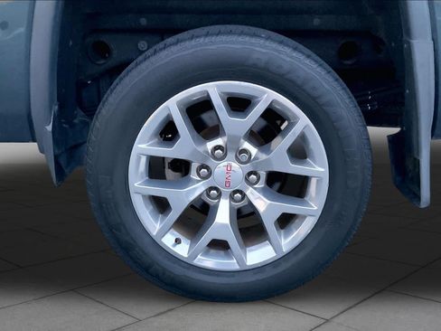 Used 2018 GMC Sierra 1500 SLT AWD/4WD image 11