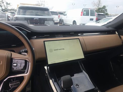 Used 2024 Land Rover Range Rover Sport Dynamic SE image 6