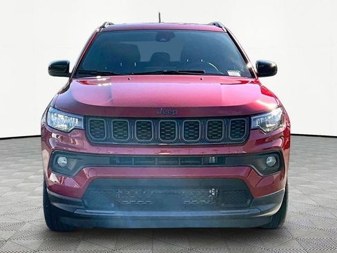 Used 2025 Jeep Compass Latitude w/ Altitude Special Edition image 3