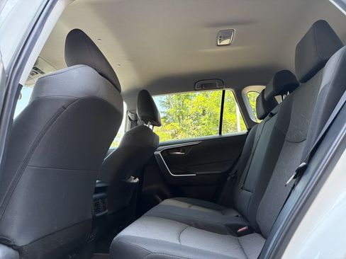 Used 2020 Toyota RAV4 XLE w/ All Weather Liner Package AWD/4WD image 22