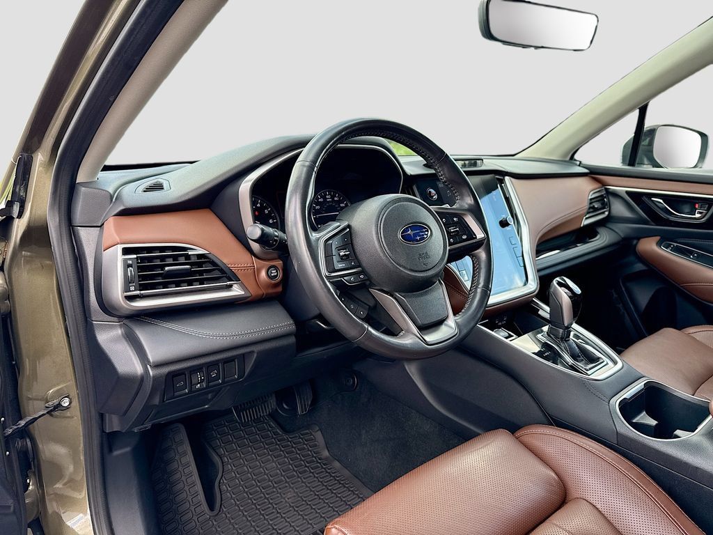 Used 2020 Subaru Outback Touring XT AWD/4WD image 9