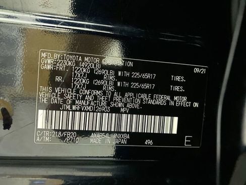 Used 2021 Toyota RAV4 LE image 34