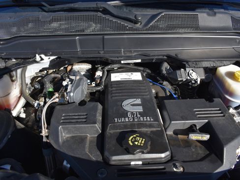 Used 2024 RAM 2500 Big Horn image 32